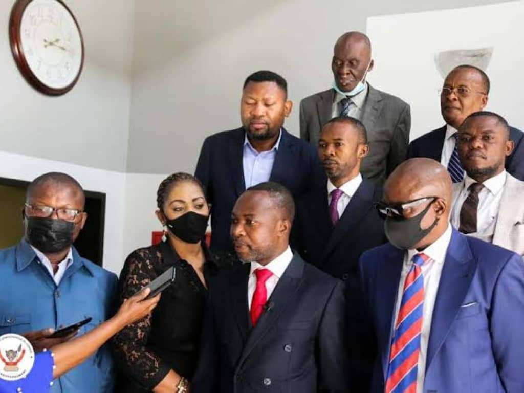 KINSHASA /SÉCURITÉ : les journalistes arrêté, un conflit parcellaire opposant le ministère de l'urbanisme Pius mwabilu et Me Benoît Tshibangu